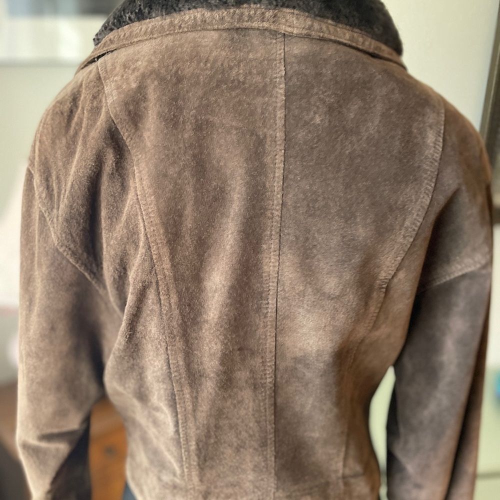Brown leather and fur Collar Jacket - Picture 7 of 11